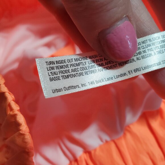 FREE PEOPLE FP MOVEMENT NWOT The Way Home Shorts 2" HR Neon Orange Women's XL - Picture 12 of 16